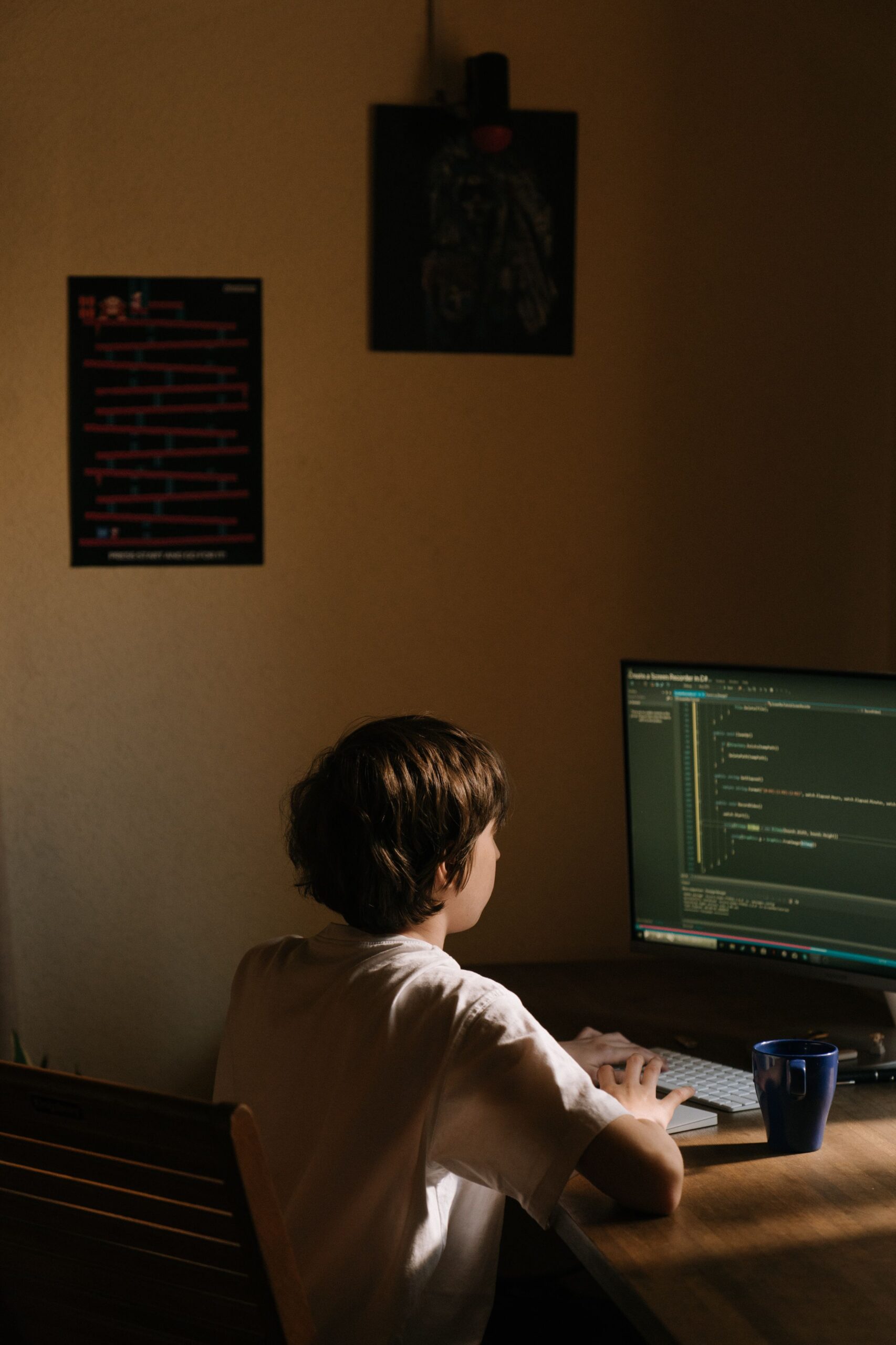 Teenager Monitoring Investigation Process