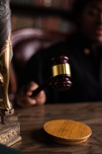 Handle the Litigation